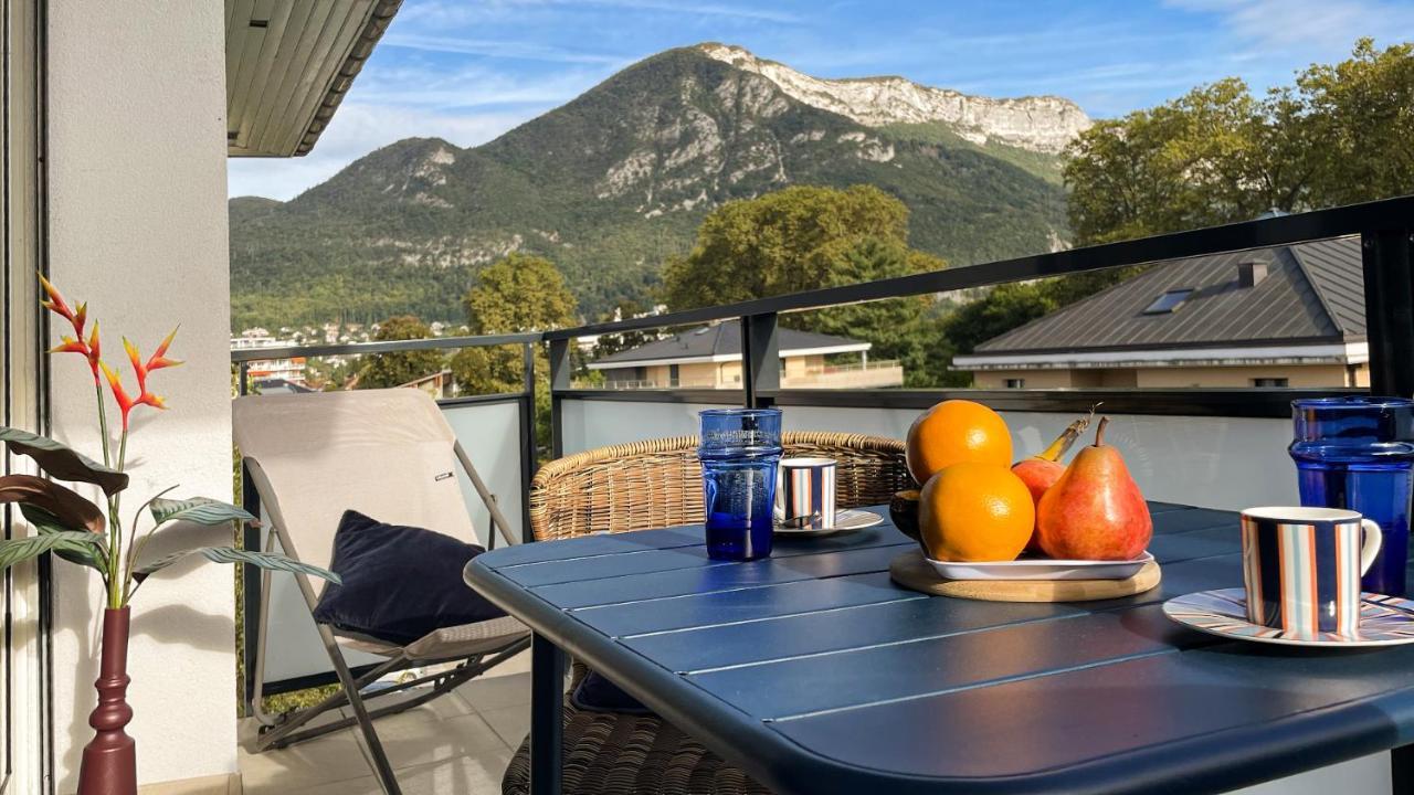 Homey Montaigne - New - A 1 Min A Pied Du Lac D'Annecy - 2 Balcons Prives - Appartement Avec 2 Chambres - Stationnement Gratuit Toute L'Annee Sauf En Ete - Juin A Aout Eksteriør bilde