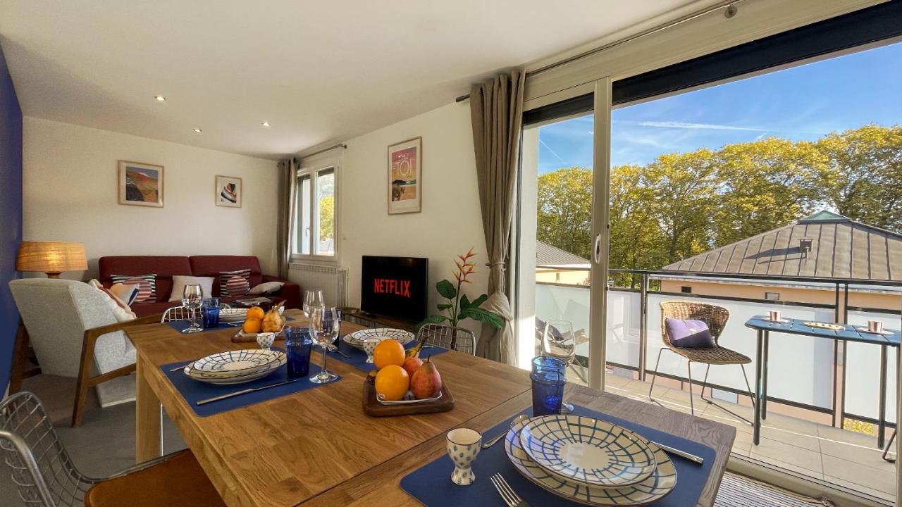 Homey Montaigne - New - A 1 Min A Pied Du Lac D'Annecy - 2 Balcons Prives - Appartement Avec 2 Chambres - Stationnement Gratuit Toute L'Annee Sauf En Ete - Juin A Aout Eksteriør bilde