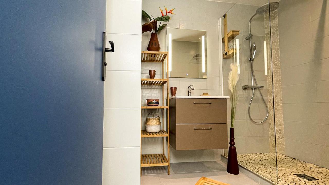 Homey Montaigne - New - A 1 Min A Pied Du Lac D'Annecy - 2 Balcons Prives - Appartement Avec 2 Chambres - Stationnement Gratuit Toute L'Annee Sauf En Ete - Juin A Aout Eksteriør bilde