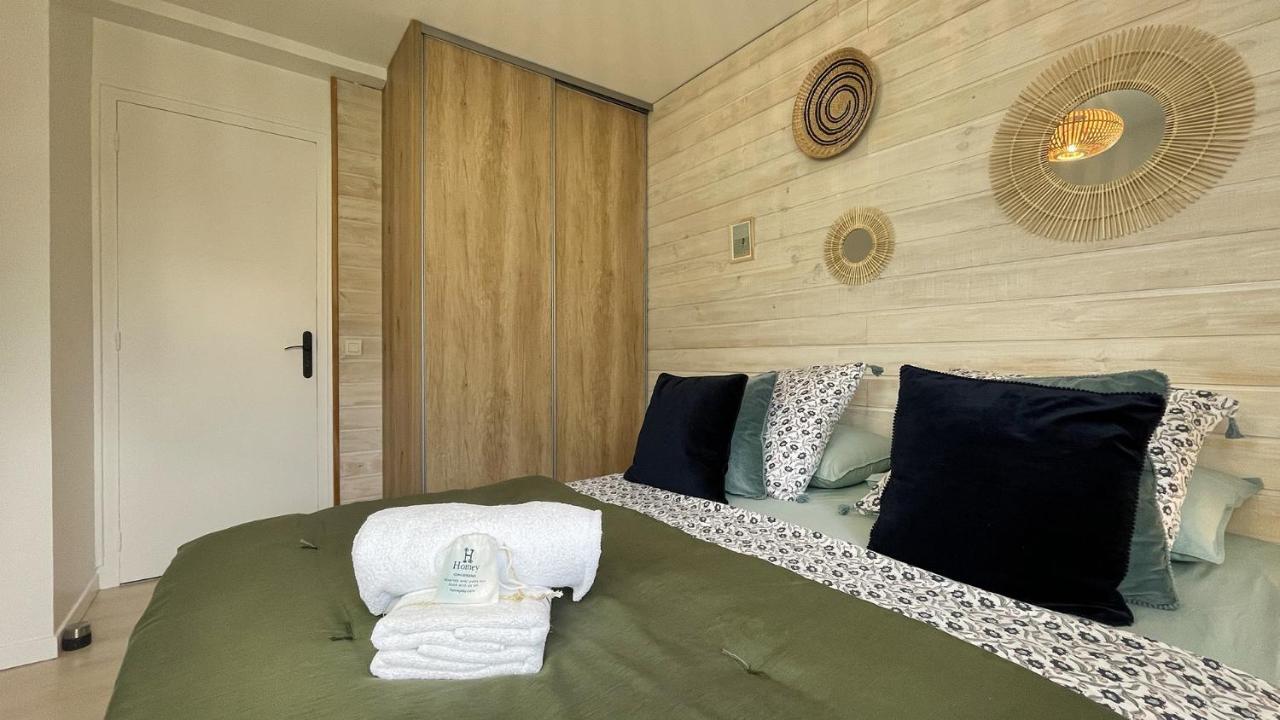 Homey Montaigne - New - A 1 Min A Pied Du Lac D'Annecy - 2 Balcons Prives - Appartement Avec 2 Chambres - Stationnement Gratuit Toute L'Annee Sauf En Ete - Juin A Aout Eksteriør bilde